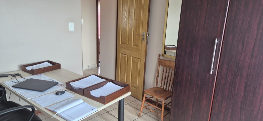 4 Bedroom Property for Sale in Seemeeu Park Western Cape